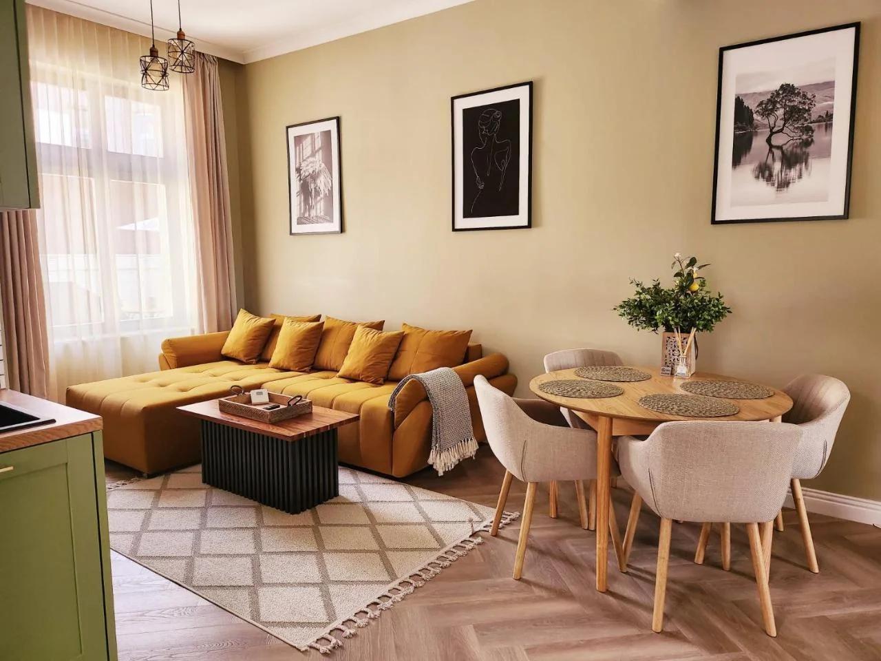 Olive Apartment 1 - w Free Parking, self-checkin, 5 min from Aquapark Nymphaea foto