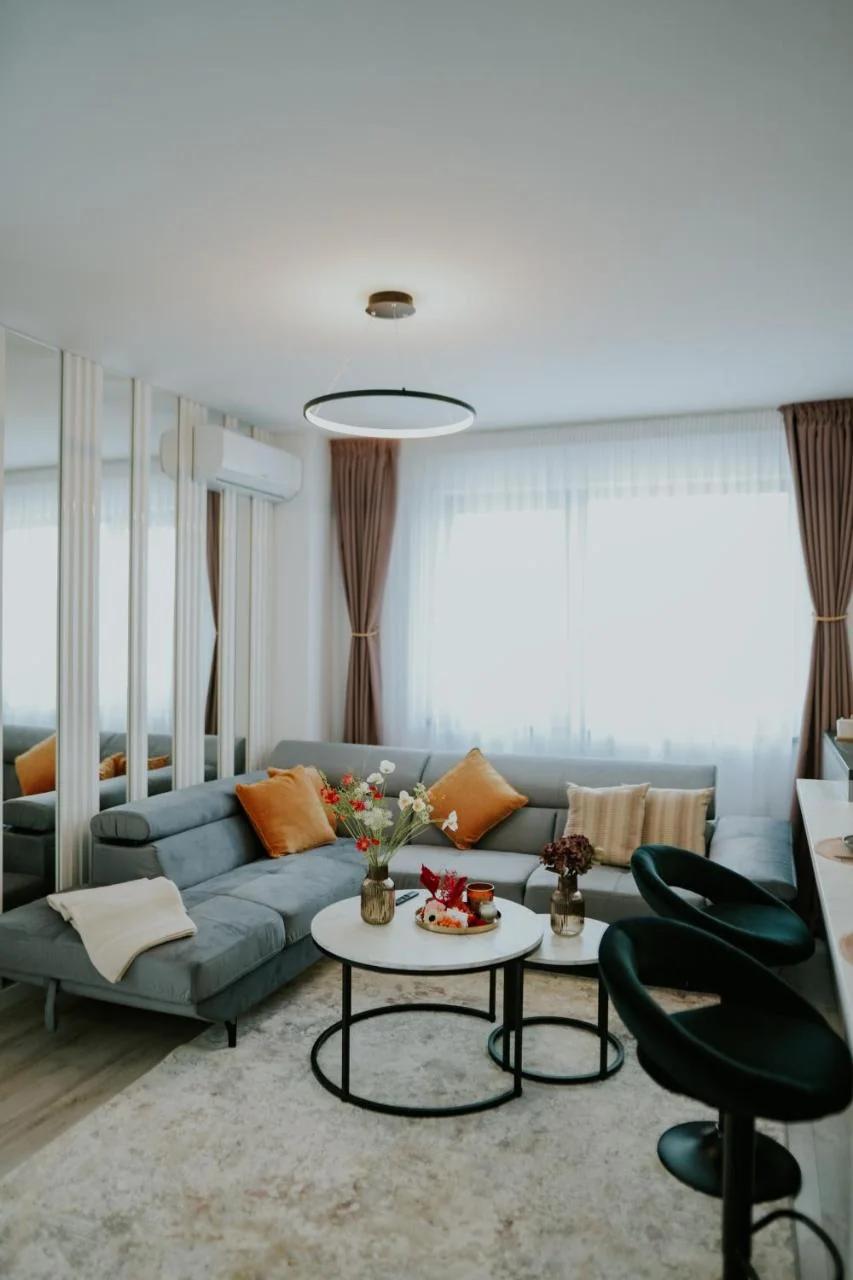Peaceful Getaway Near Mall Moldova photo