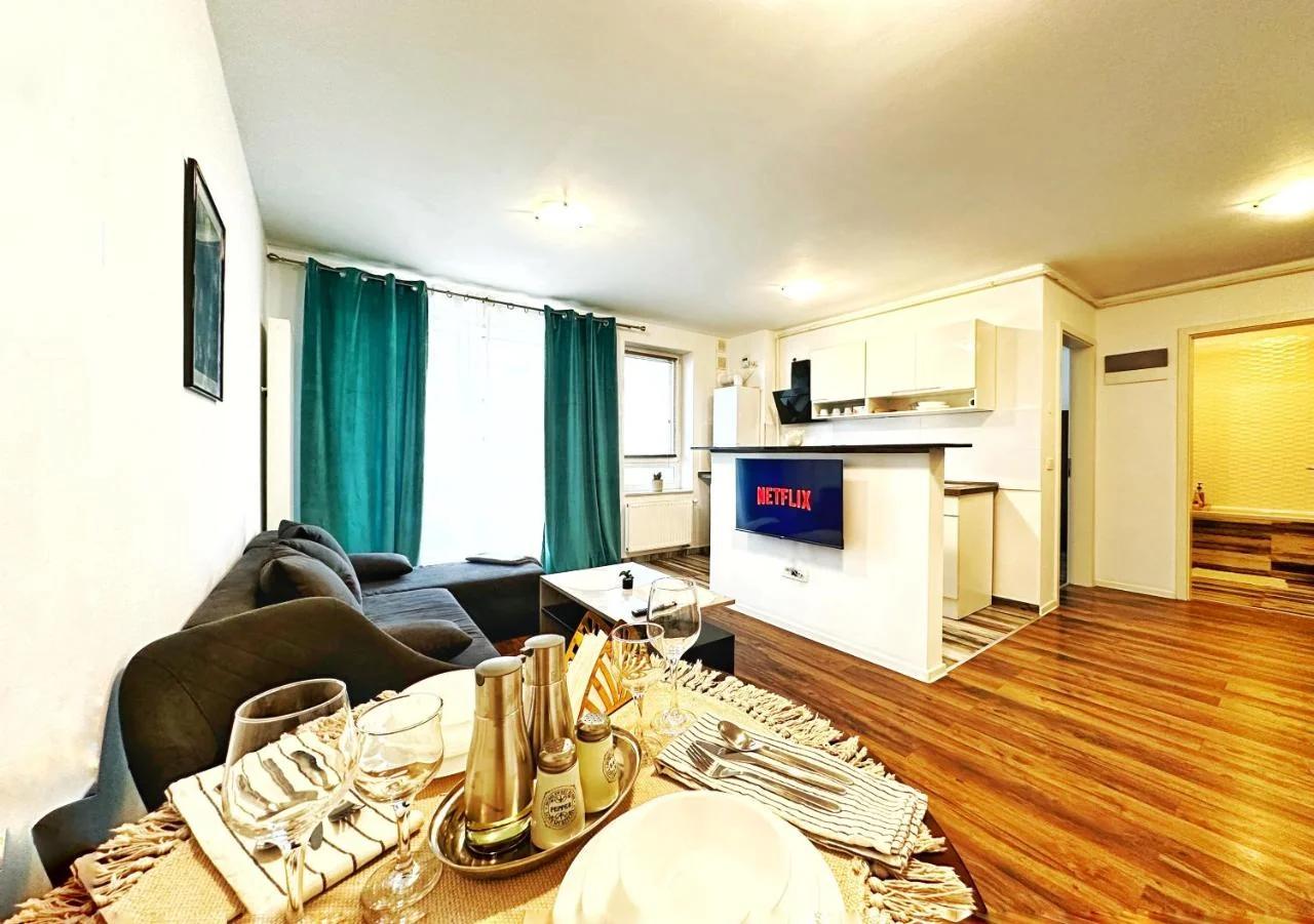 Plermont Luxury Apartments Coresi Kasper photo