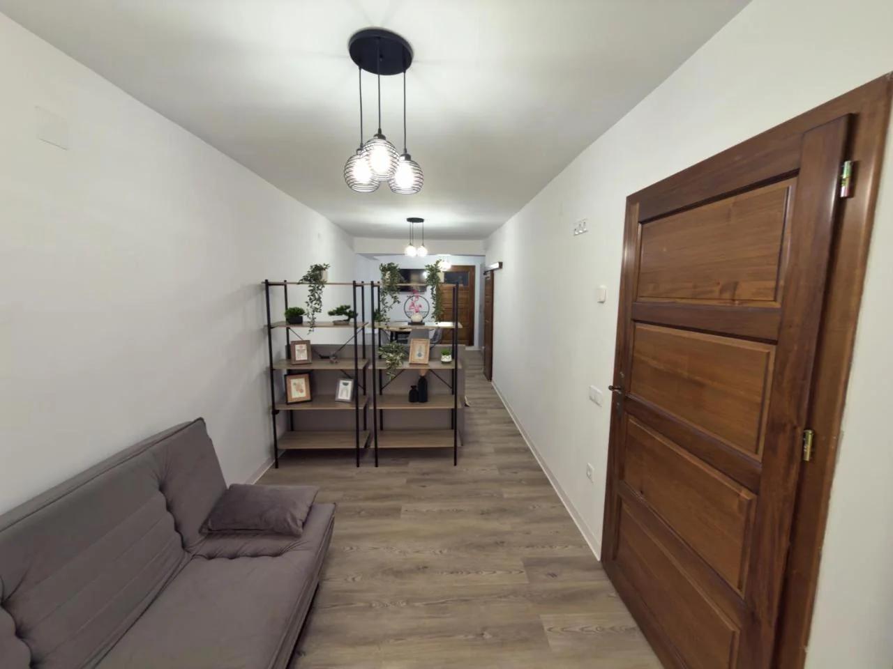 Private House near City Center - Zeno Studios by Ben Apartments photo