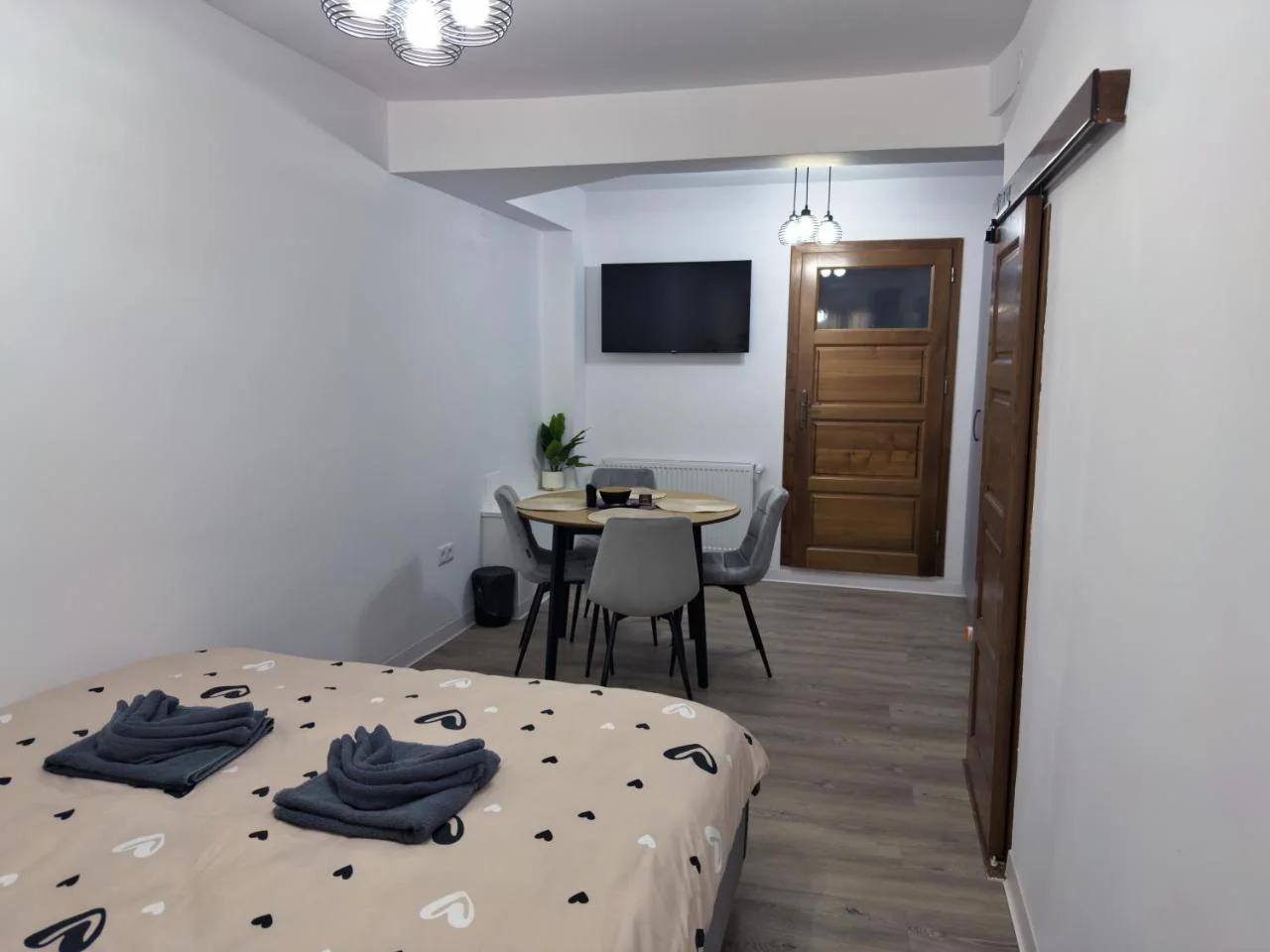 Private House near City Center - Zeno Studios by Ben Apartments photo