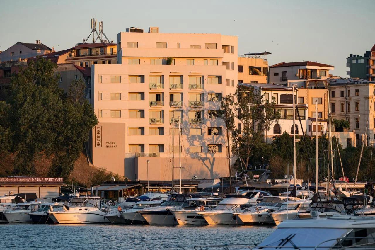 Rezident Tomis Marina photo