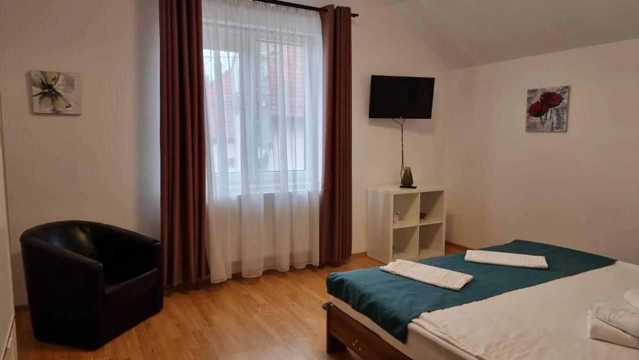RORO Residence - 2 apartamente într-o vilă central foto