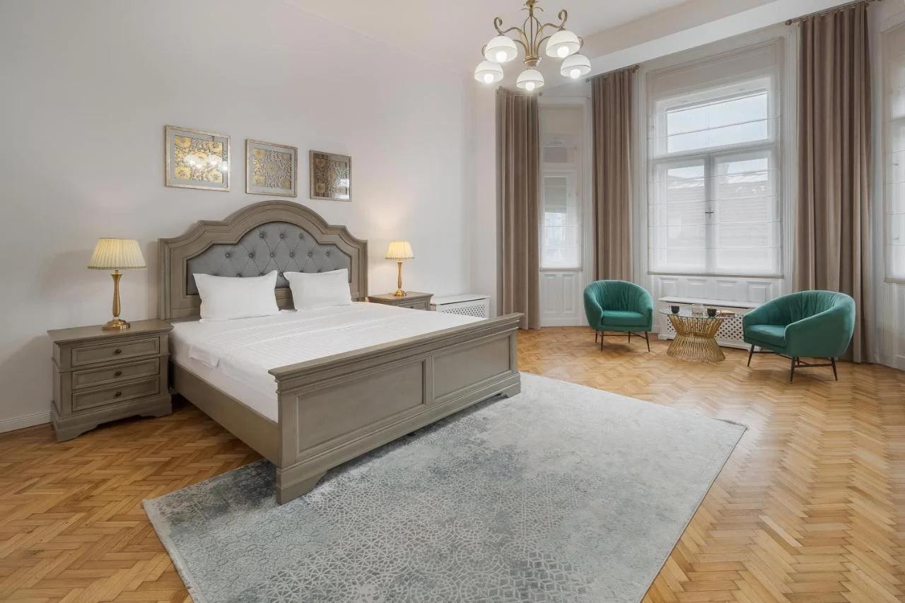 ROYAL Experience at Stern Palace- Ultracentral și comfortabil