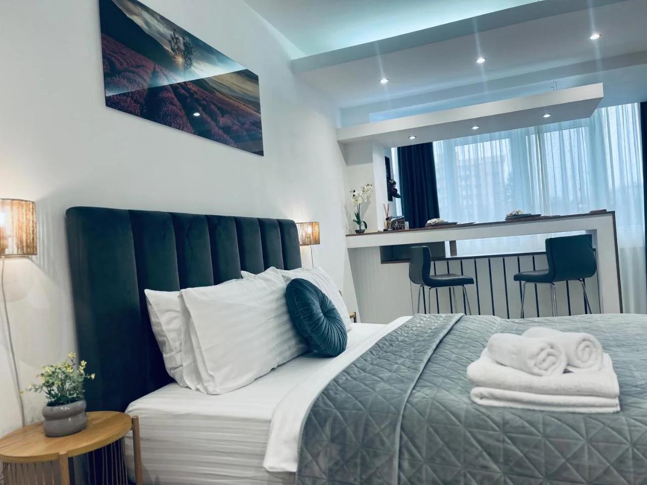 Studio Kronstadt - Gara Brașov foto