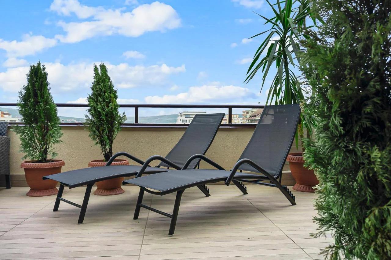 The Episode - Jacuzzi Penthouses photo