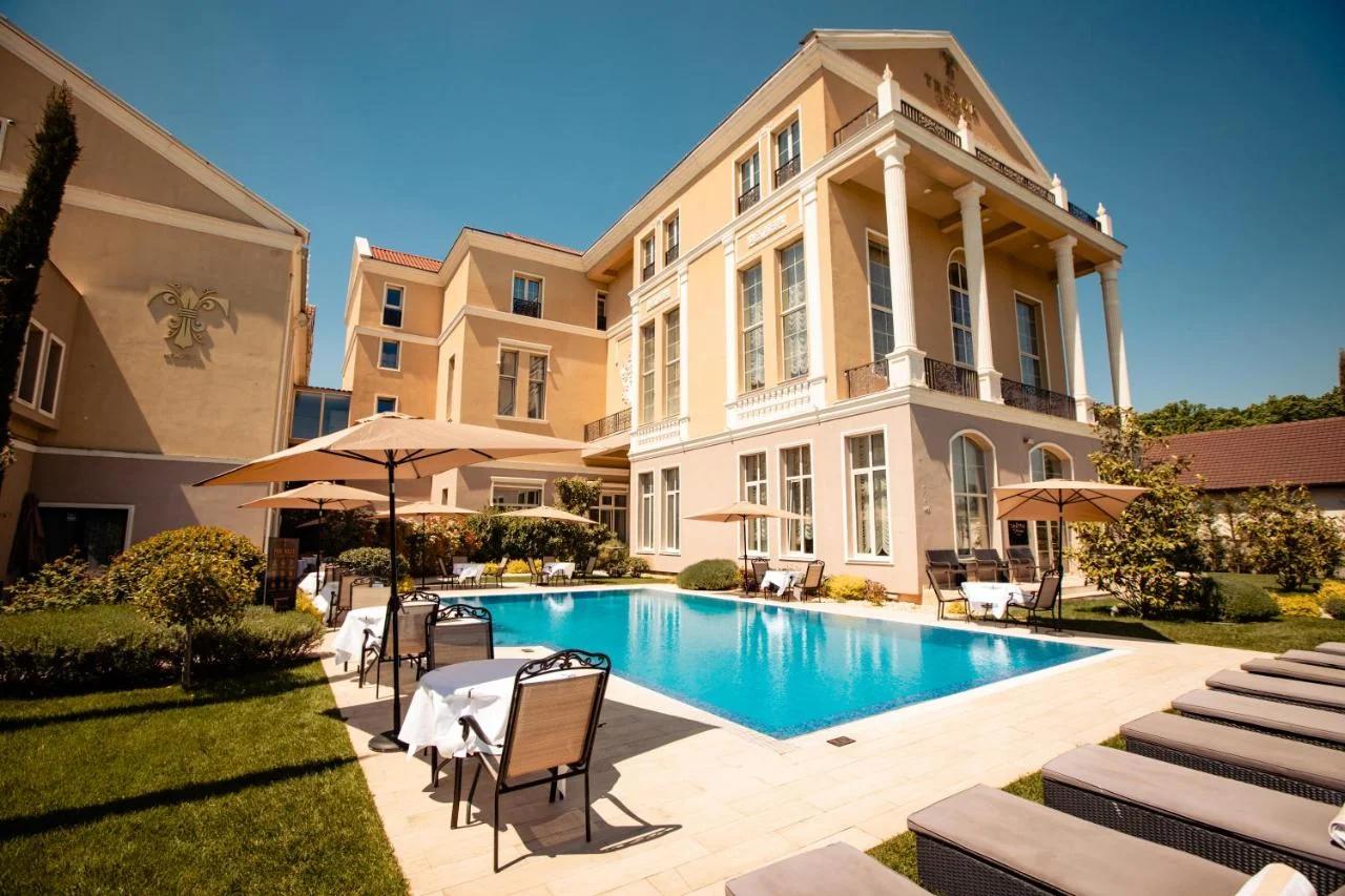 Tresor Le Palais Timisoara, Curio Collection by Hilton photo