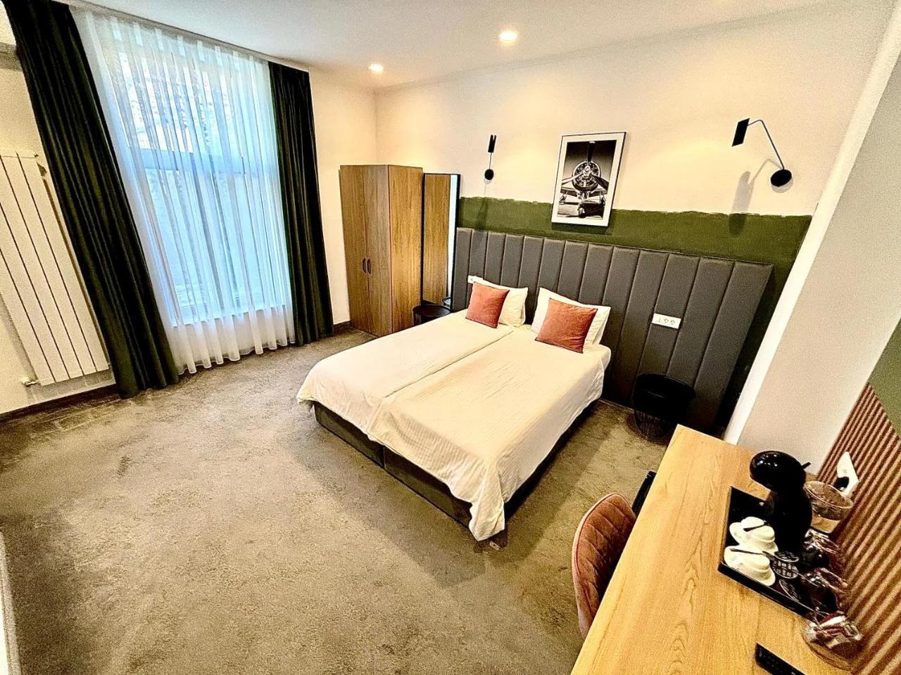 Victoria Rooms photo