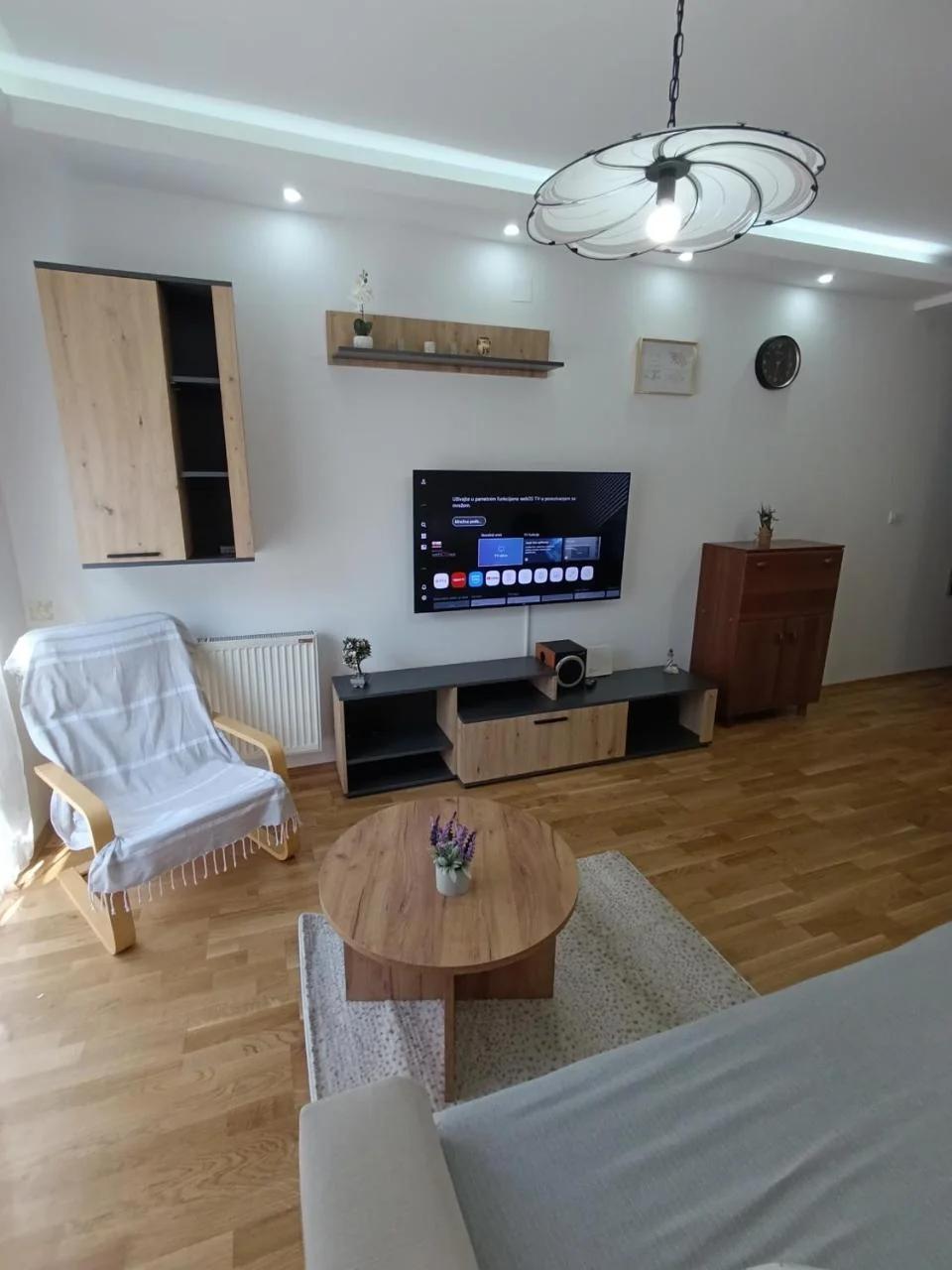Cozy Family 4, Centar NS, Smart TV, Self Check-in foto