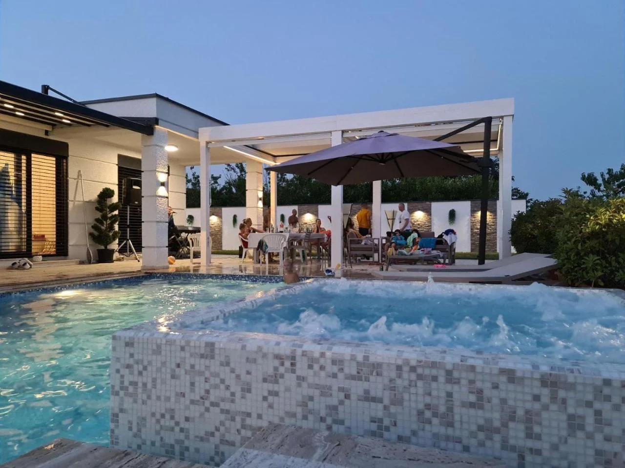Harmony house with POOL