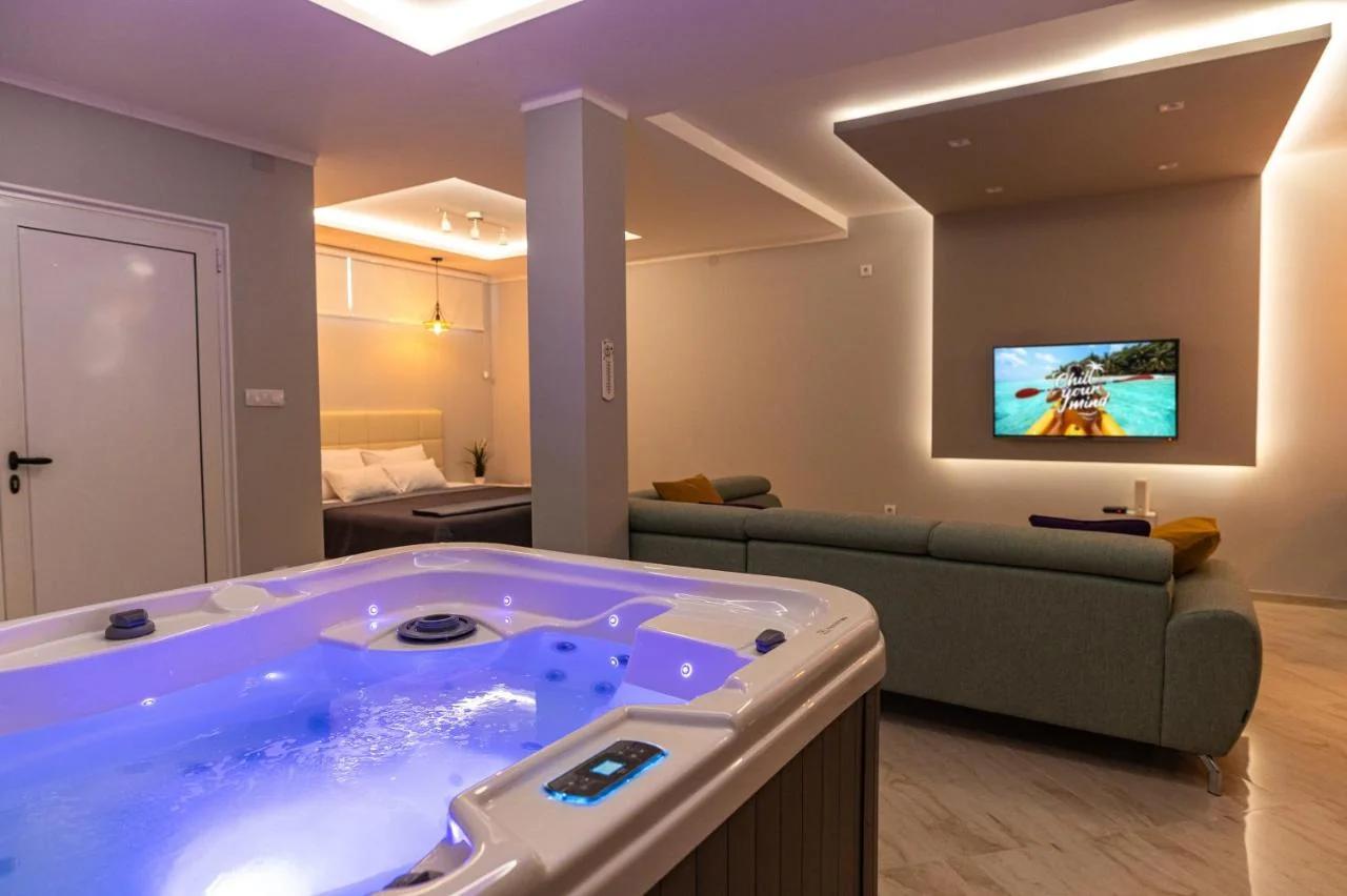Level 2 Spa Apartman photo