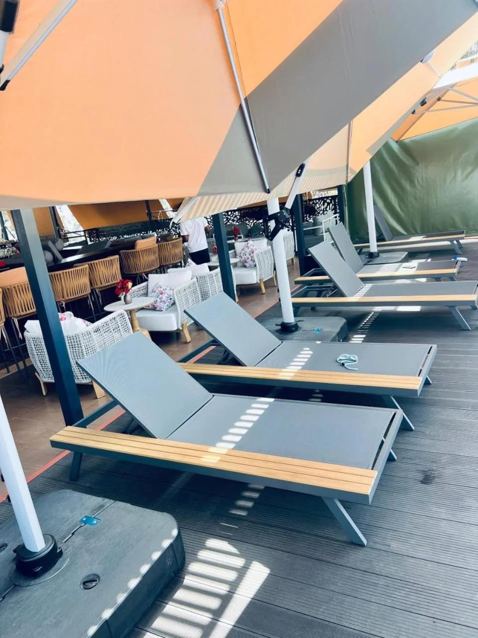 Eza Hotel photo