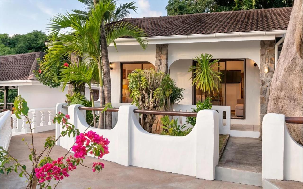 Eden's Holiday Villas photo
