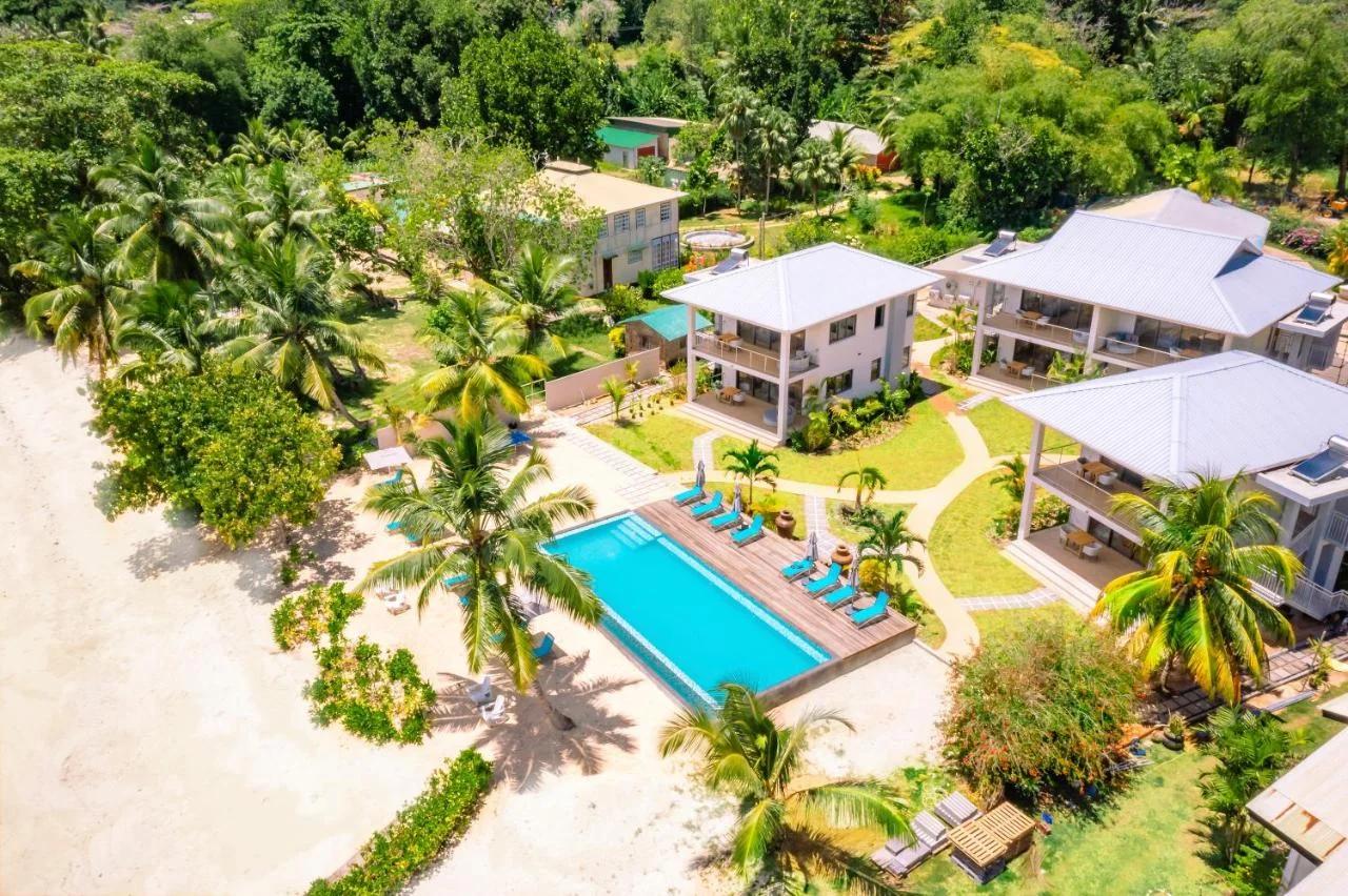 Pineapple Beach Villas photo