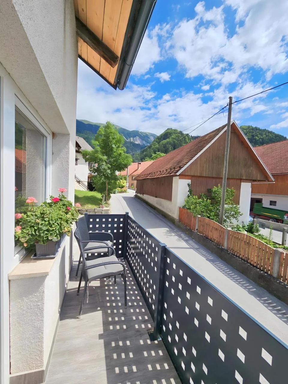 Charming Bella Hideout - Adults Only photo