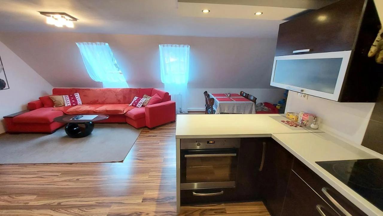 Apartmán Tajov pre 5-6 osôb, privatne parkovanie a terasa photo