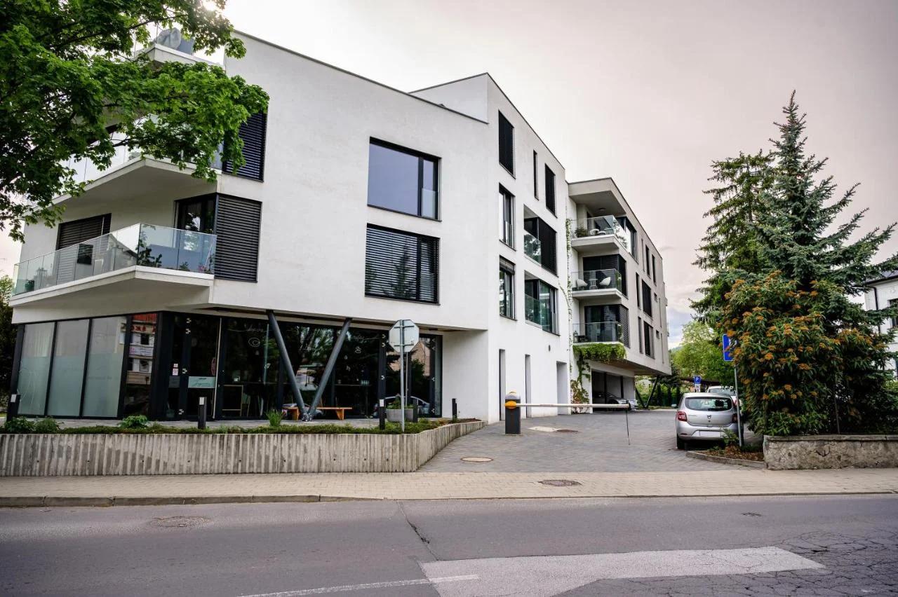 BOHO Apartmán v centre, smart & self check-in 24h,private parking photo