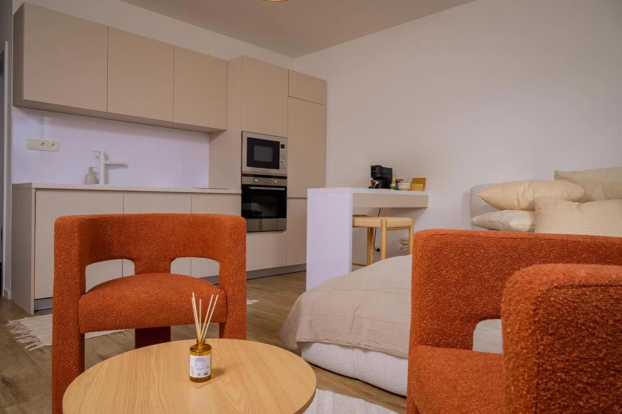 BOHO Apartmán v centre, smart & self check-in 24h,private parking photo