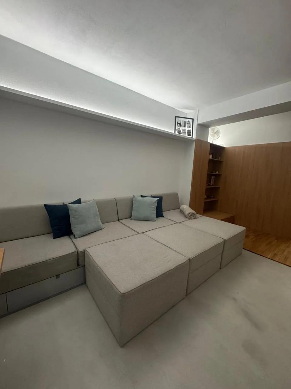 Central & Modern Apartment photo