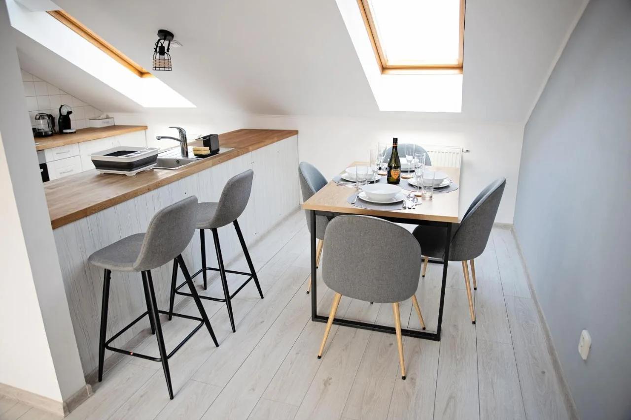 Cozy modern apartment in the Old Town - Hlavna street foto