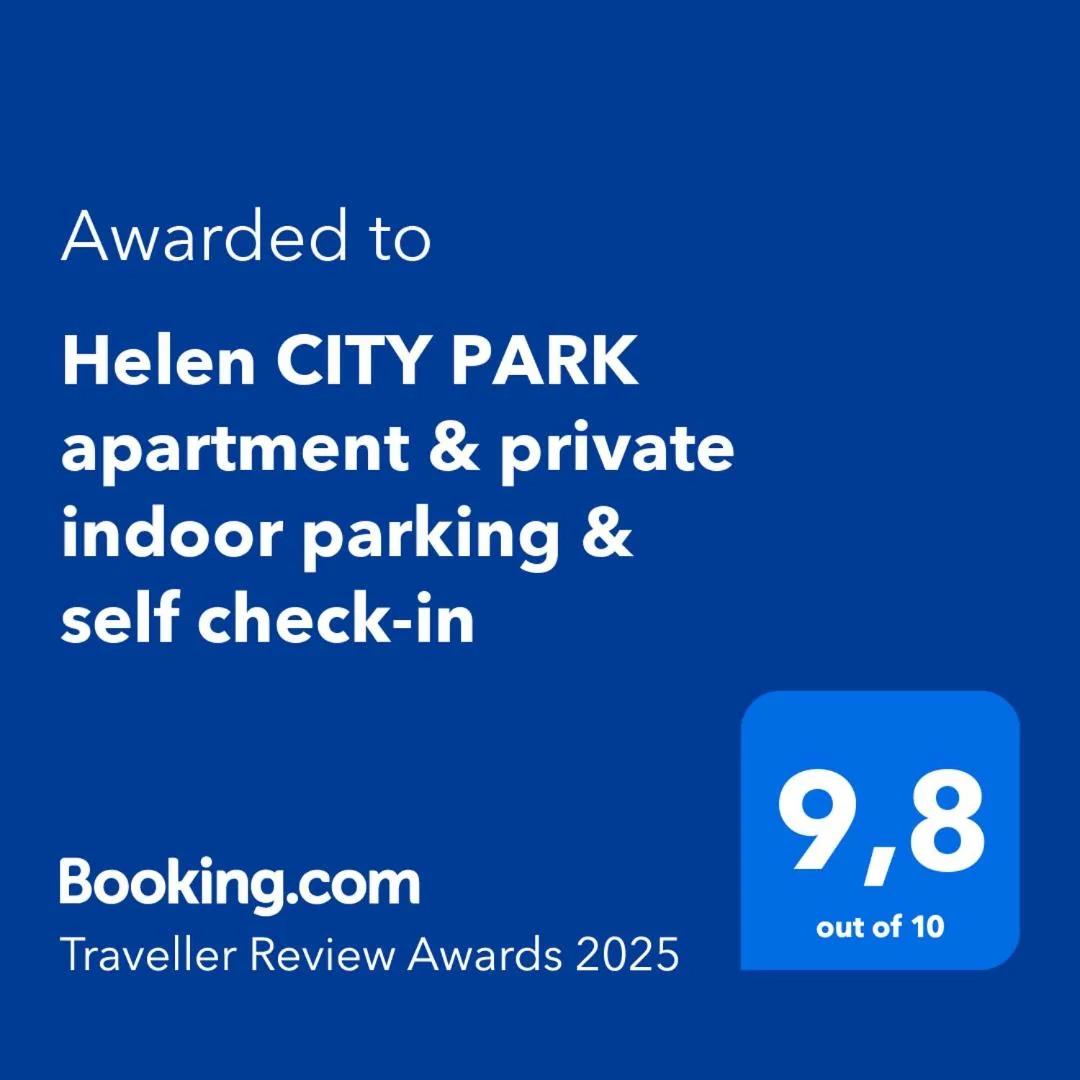 HURBAN CITY PARK apartment & private indoor parking & self check-in photo