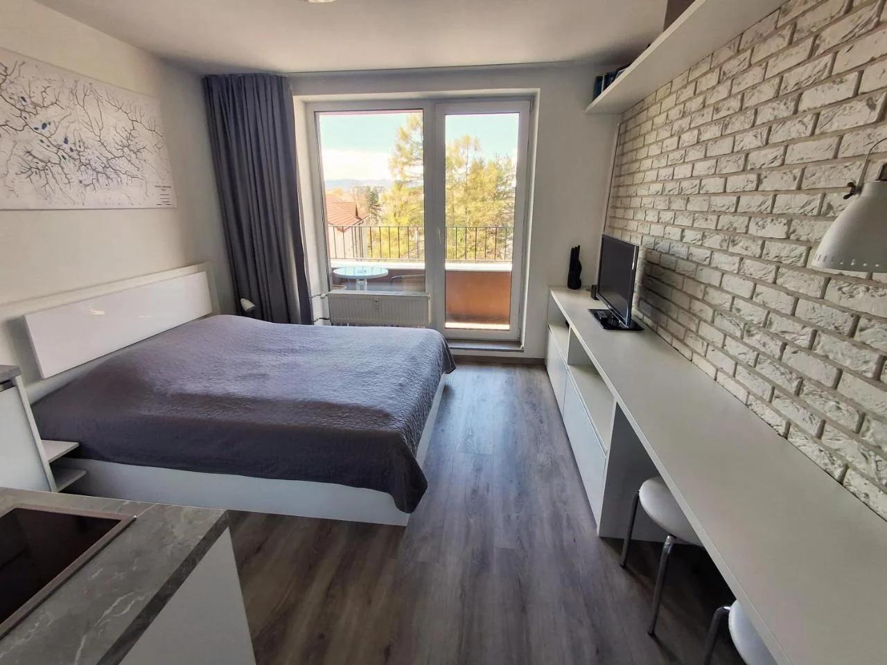 Mountain View Studio Apartment photo