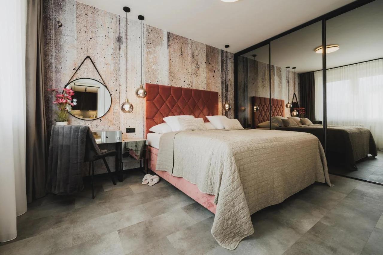 ROSE LUXURY APARTMENT & 24h self check-in with private parking
