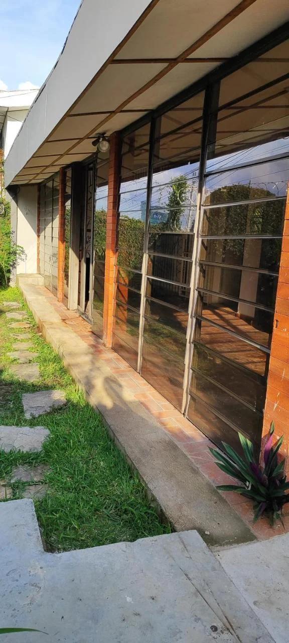 La200escalon foto