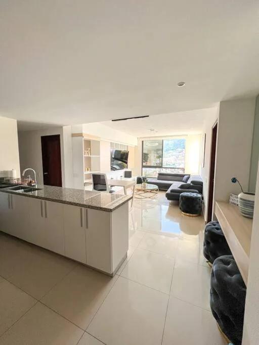 Luxury 2BR Apartment in Escalón - Pool - Parking - Fast WiFi photo
