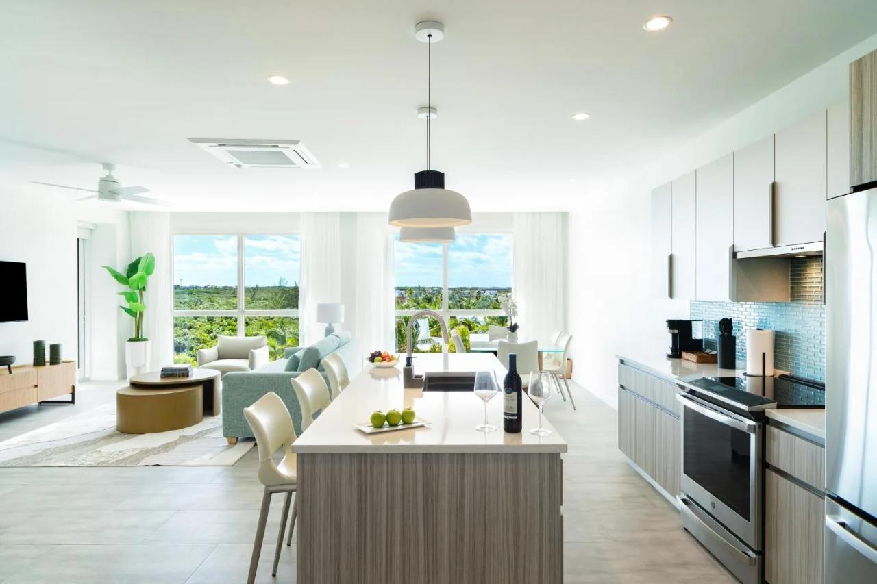 Ellipse Resort, Grace Bay photo