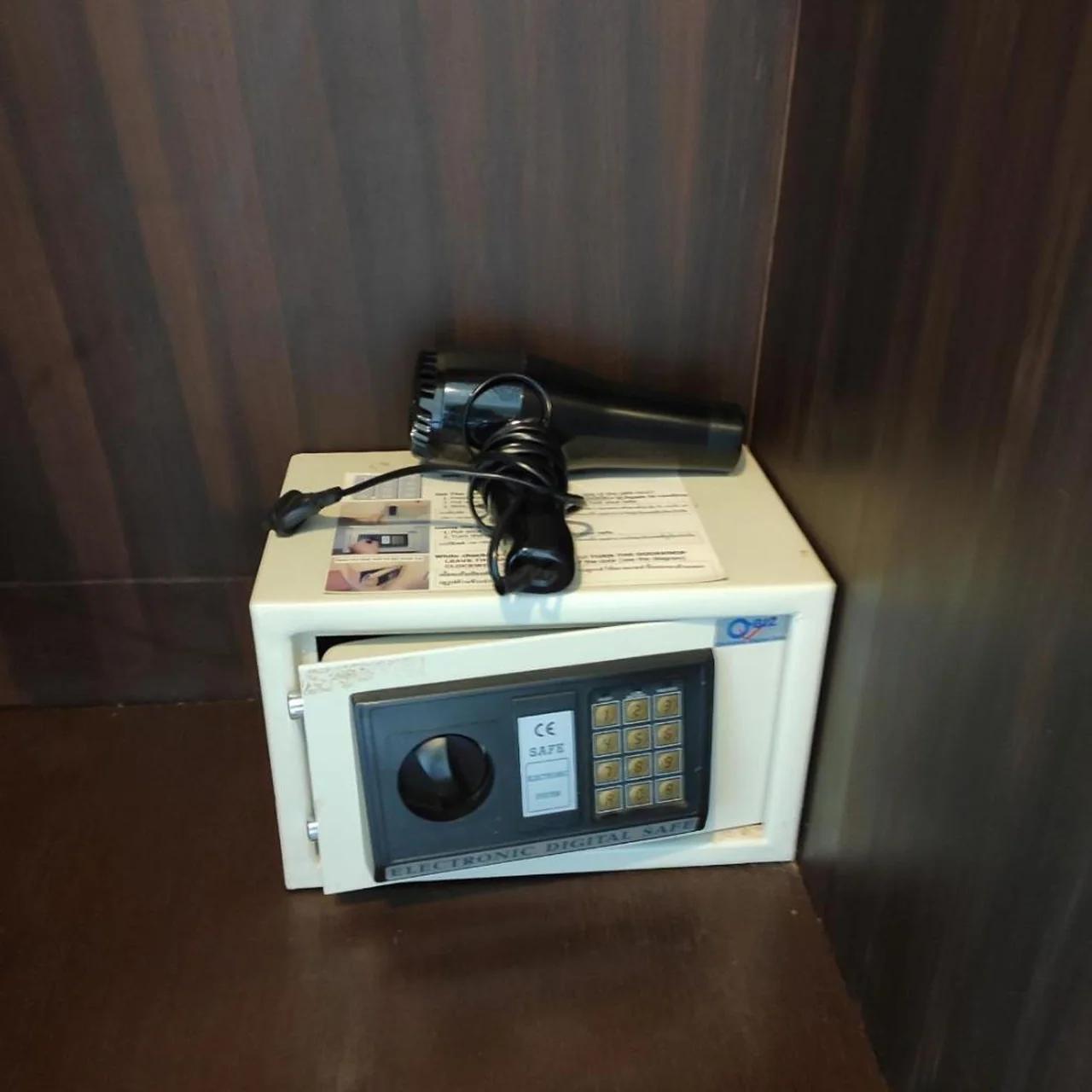 Baan Manthana Hotel, Hua Hin photo