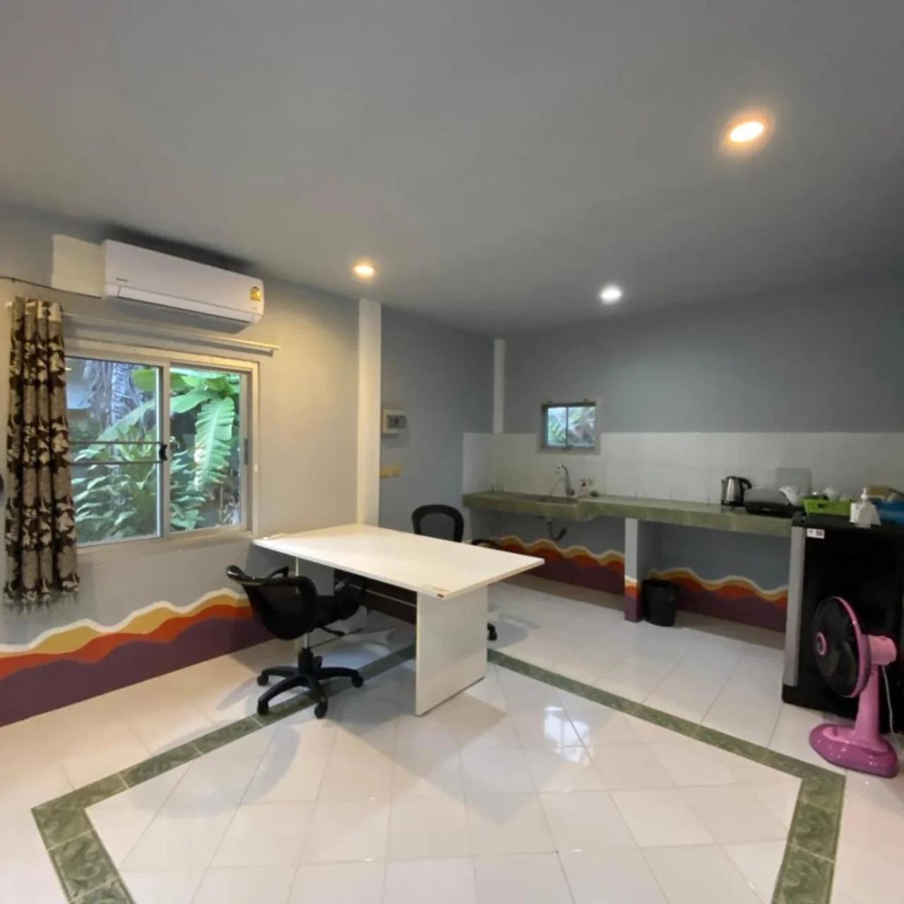 Myya house foto