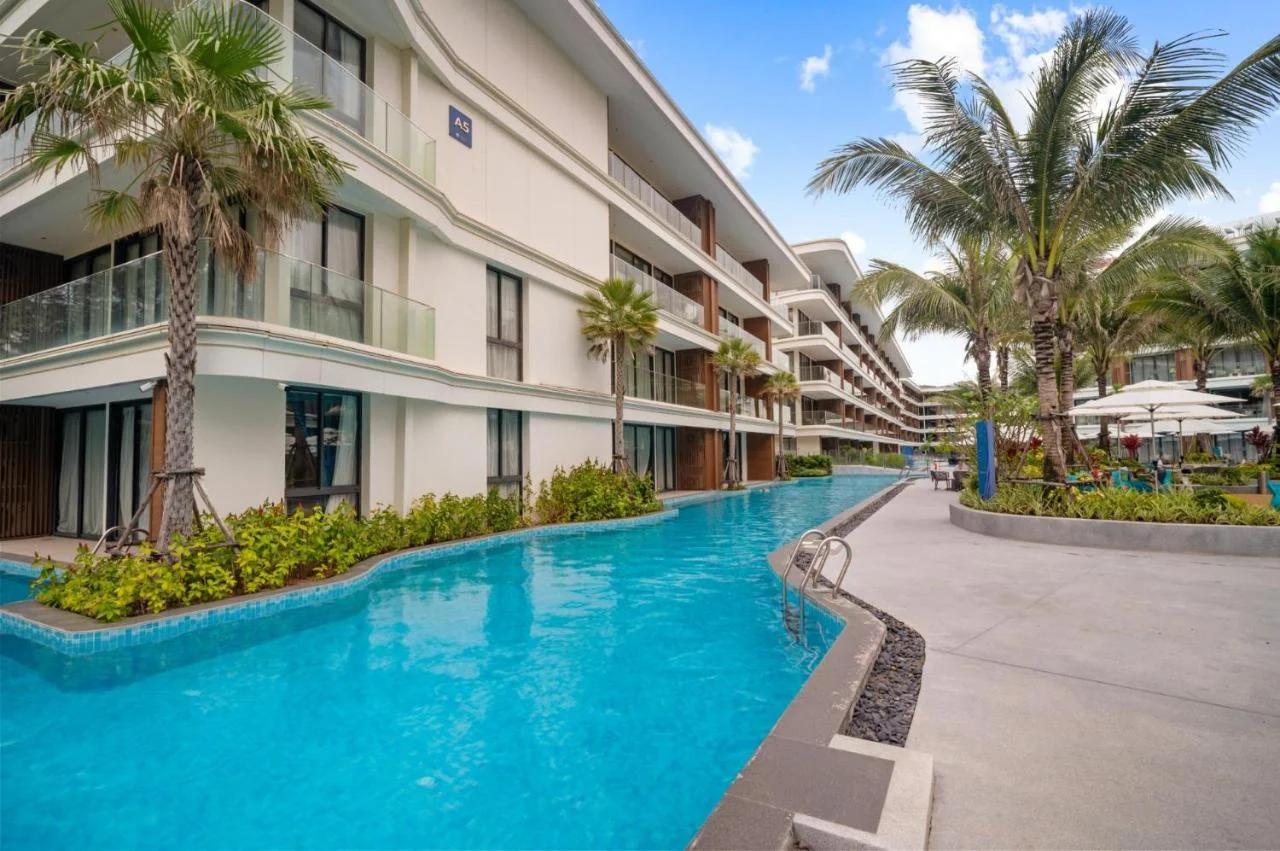 Premier BEACHFRONT 3BR Apartment E333