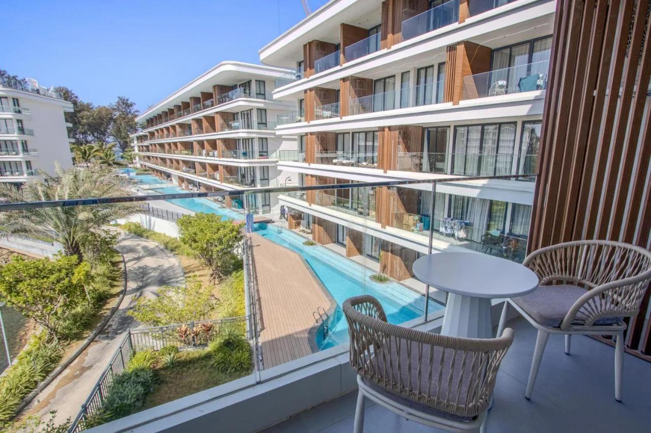 Premier BEACHFRONT 3BR Apartment E333 photo