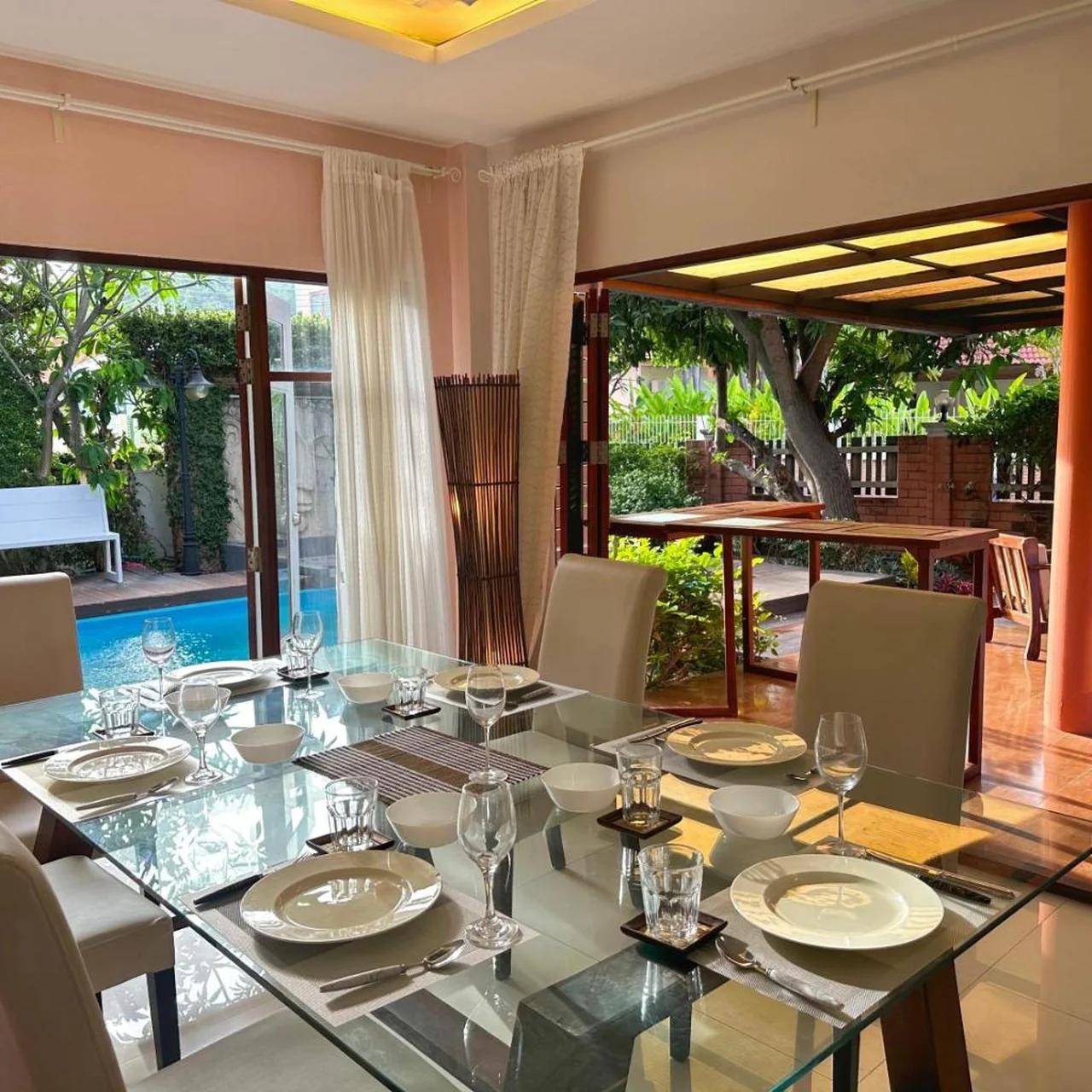 Premium Location 4 Bedroom Villa foto