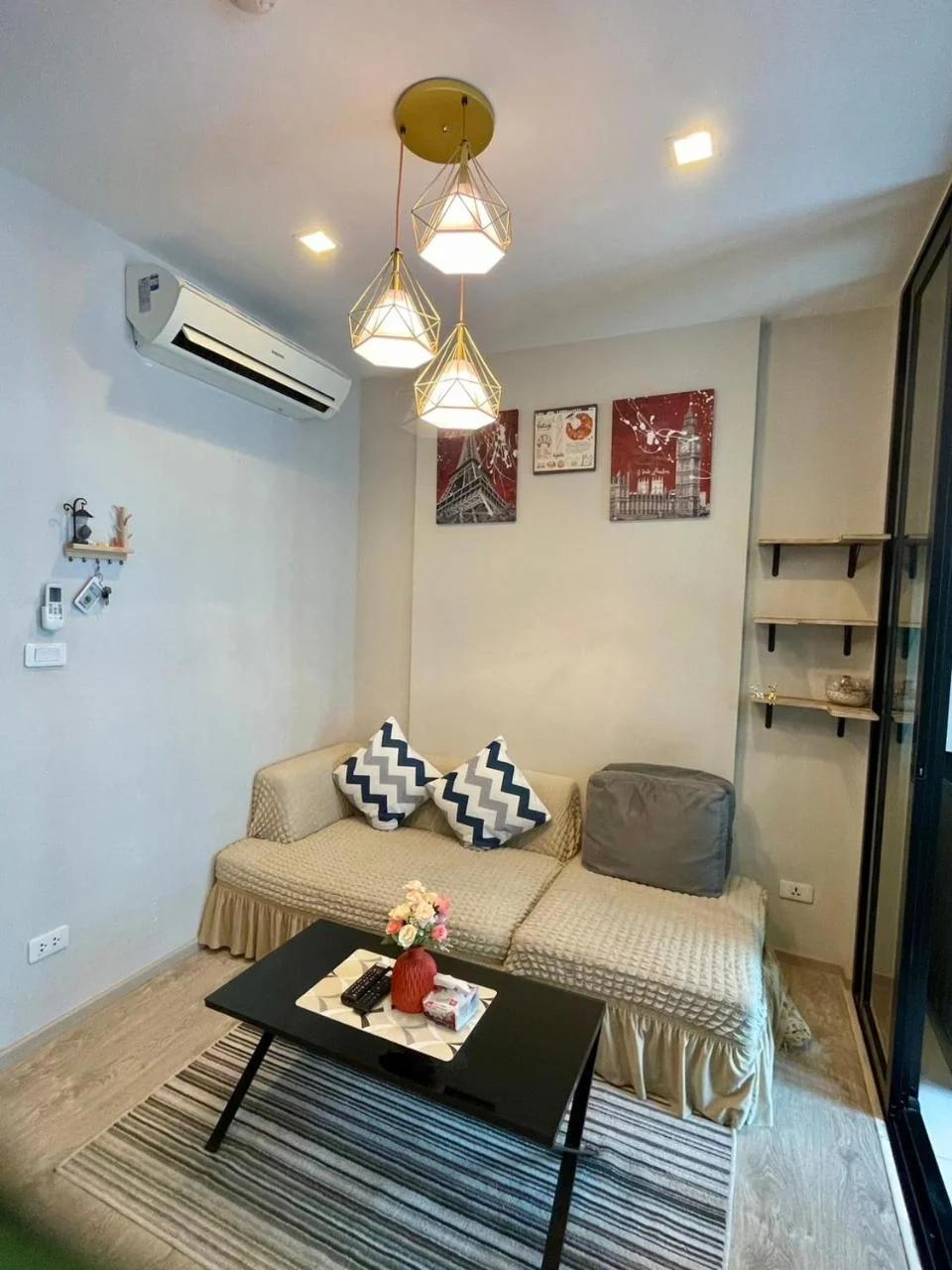 The base Central Pattaya 435 by Numam foto
