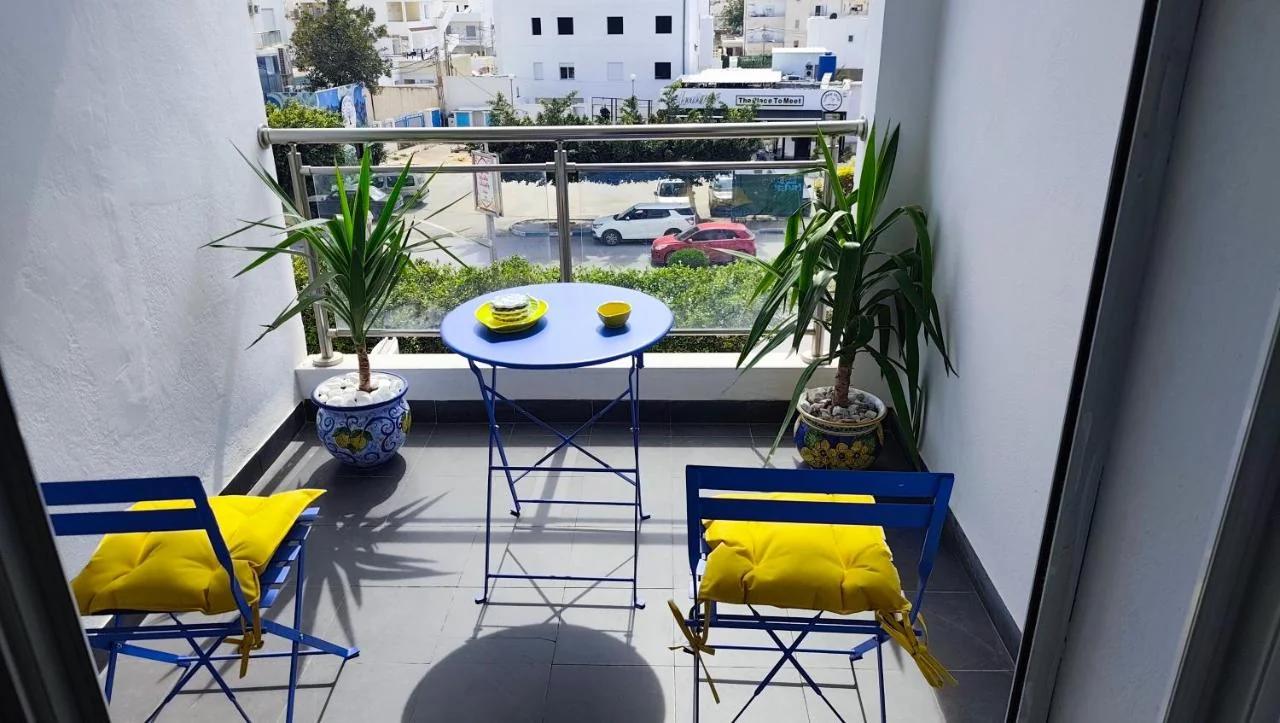 Logement élégant à une minute de la plage en plein cœur de la zone touristique de la ville de Sousse photo