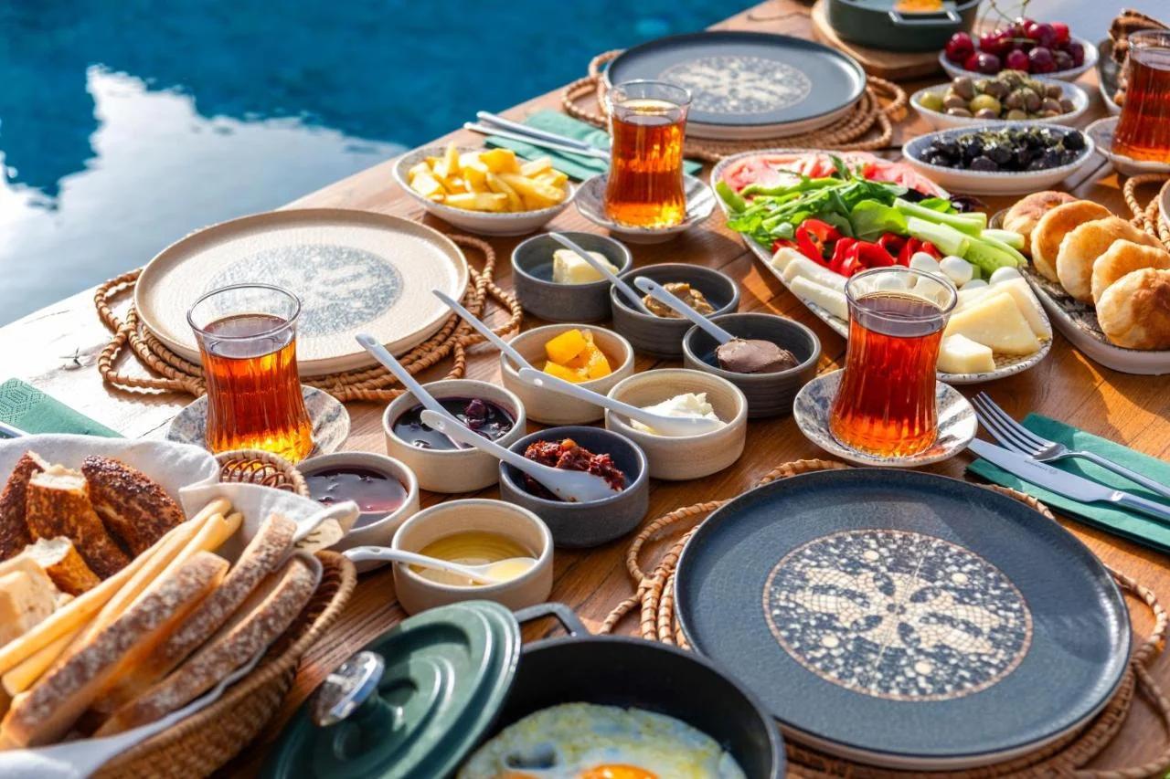 Hatica by Fora Alaçatı foto