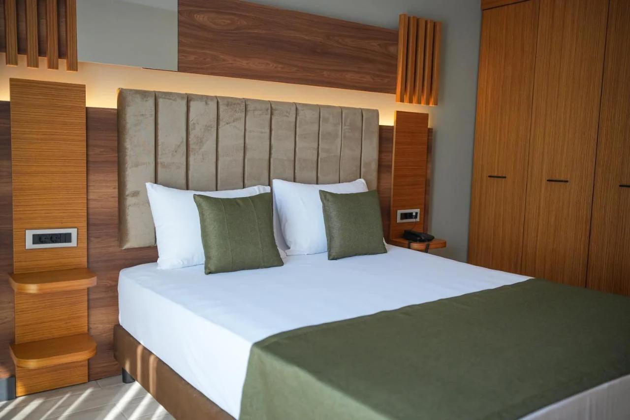 Hotel Oliva Verde photo