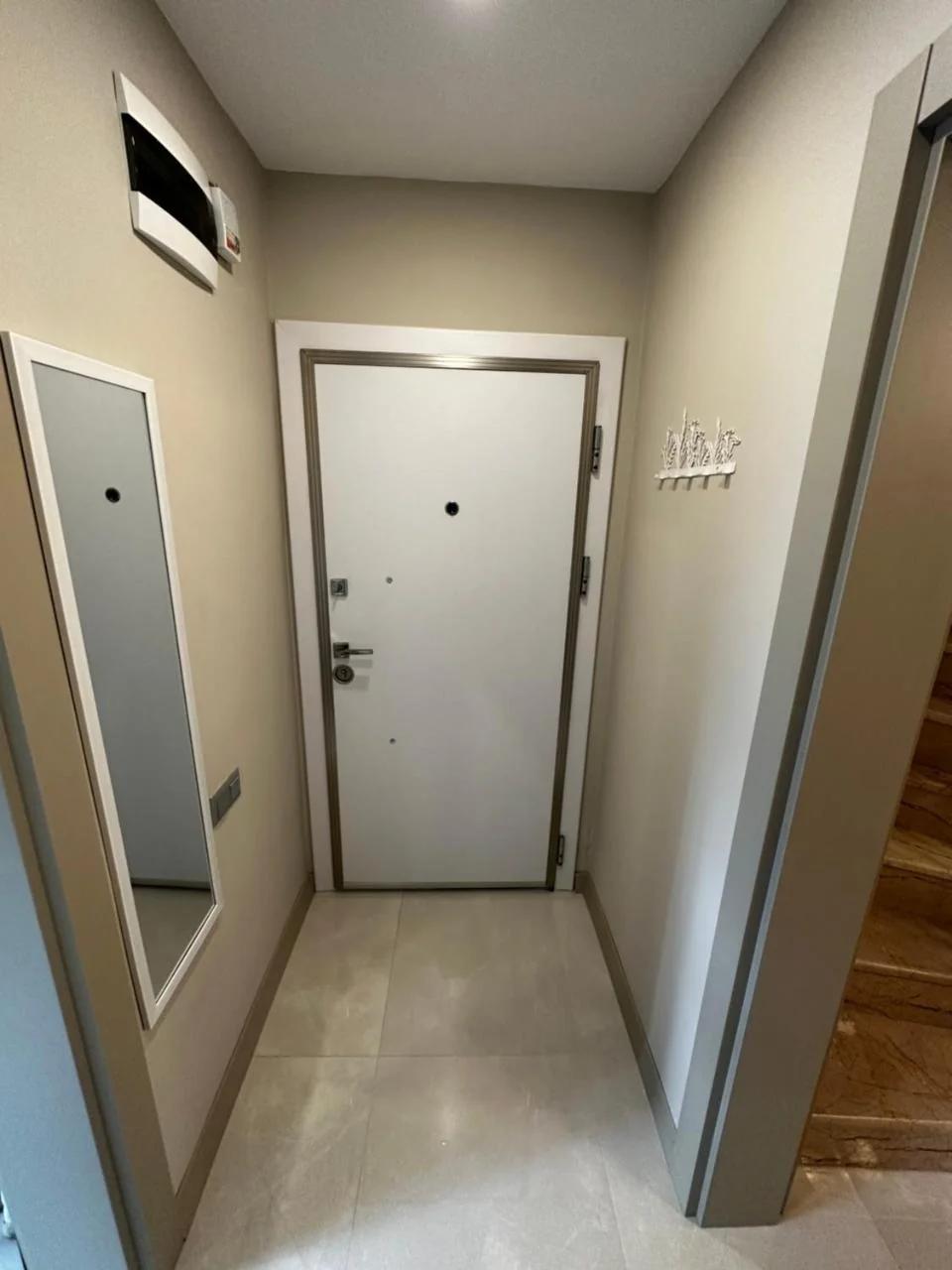 Side Holiday House photo