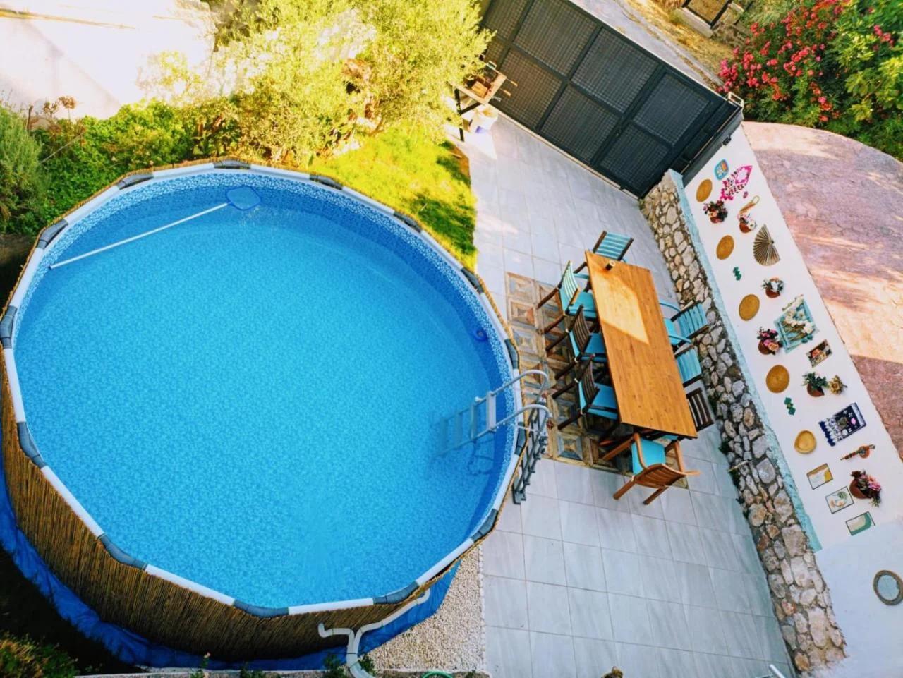Villa with private pool and unique sea view in Çeşme photo