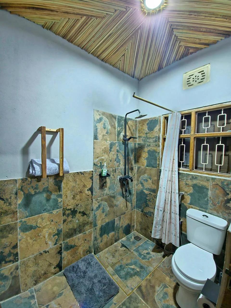 Mazzola Safari House & Backpacking photo
