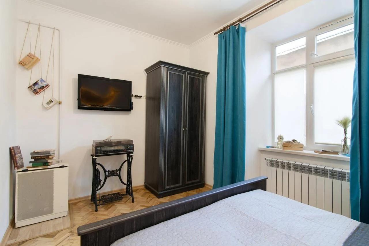 Apartment on Krakivska street foto