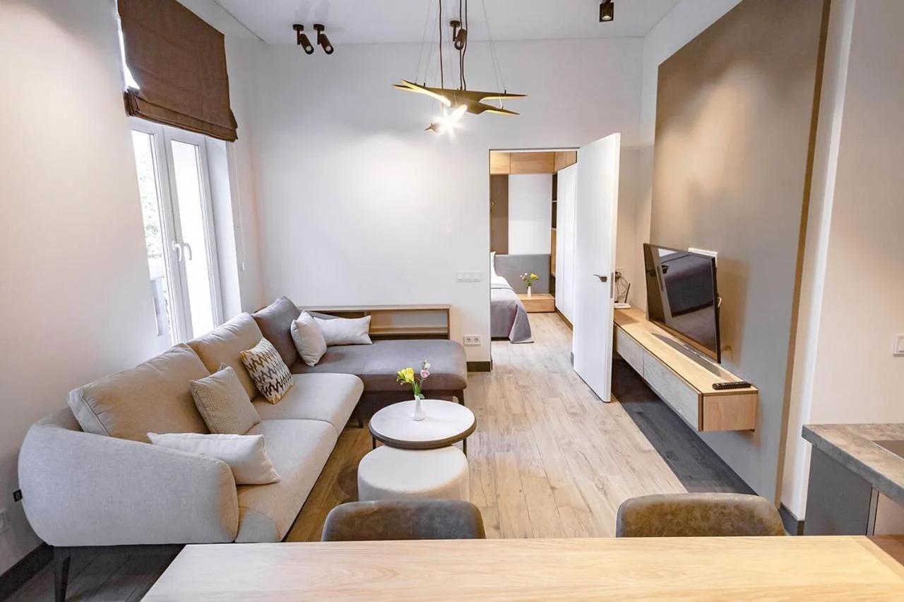 Duke Apartments photo