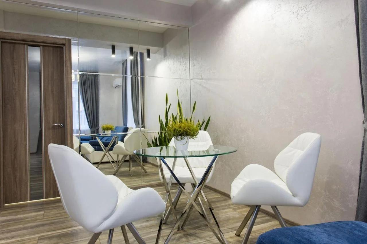 New luxury Apartment in the Center on Konstitution Square photo