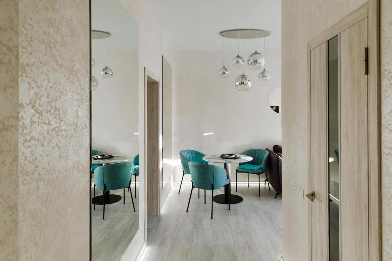 Panorama Luxury Apartment in The House with a Spire, a historical building in the city centre photo