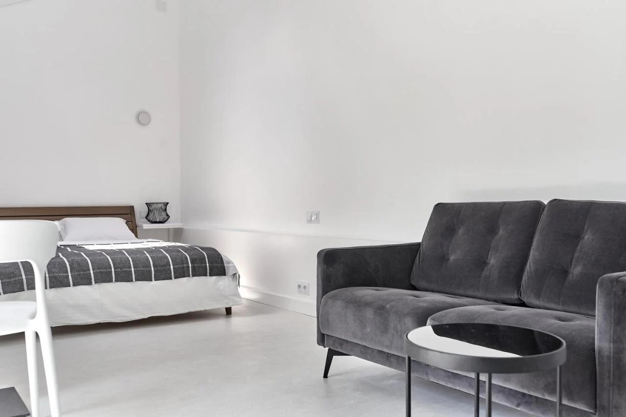 White Door Apartments Mansard Heart of Odessa 2 photo