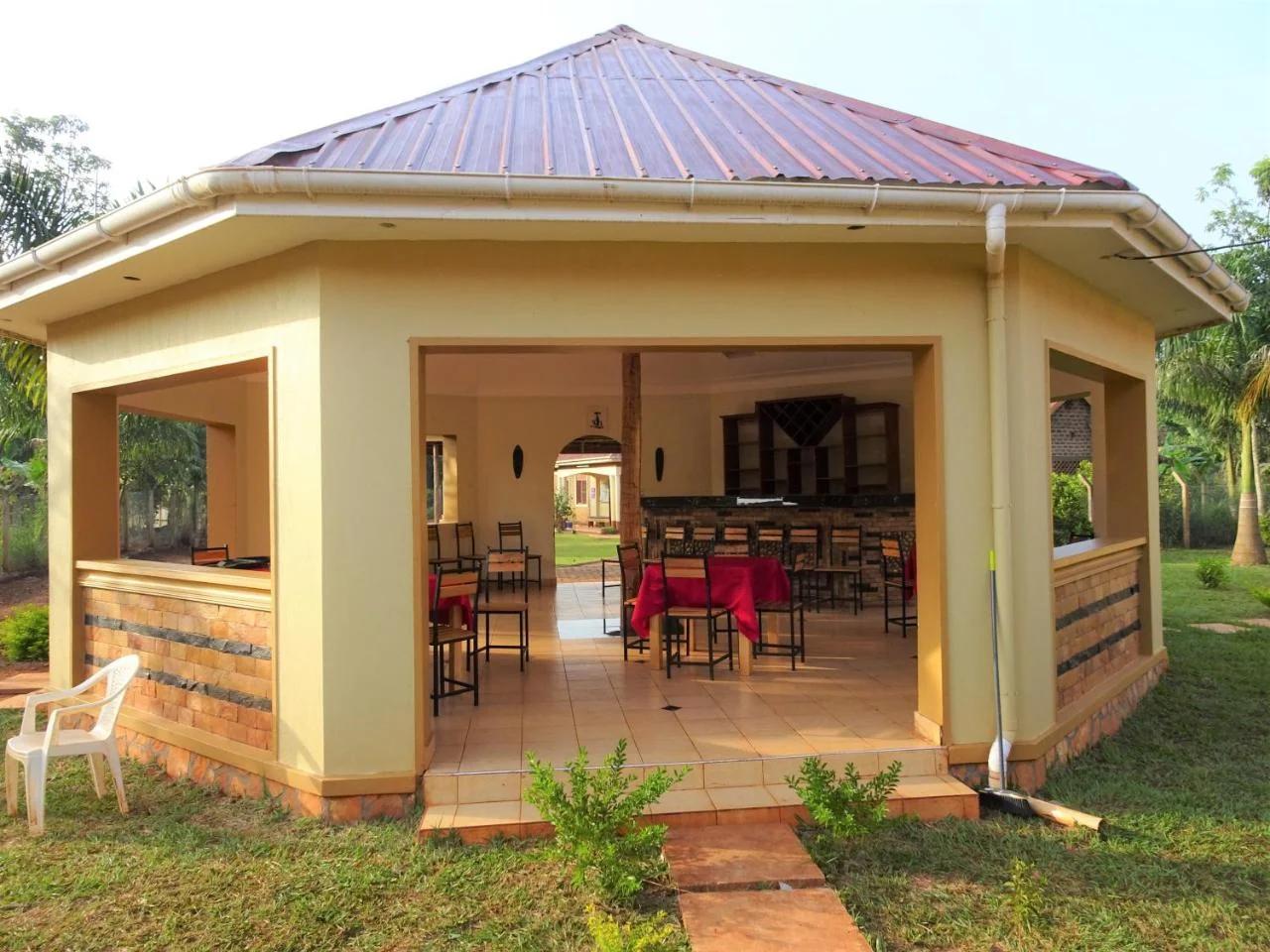 Lycklama Guesthouse photo