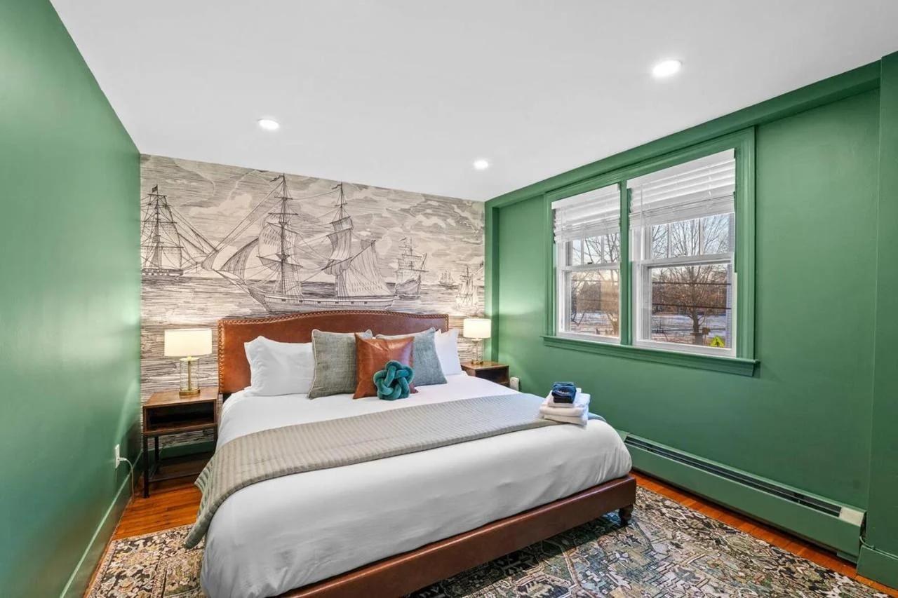 1BR Downtown Salem | Parking |Steps 2 Witch Museum photo