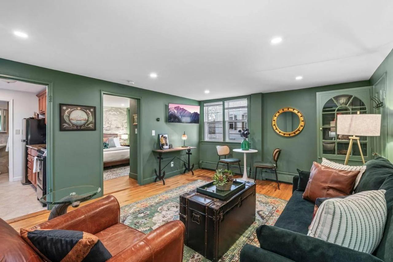 1BR Downtown Salem | Parking |Steps 2 Witch Museum photo